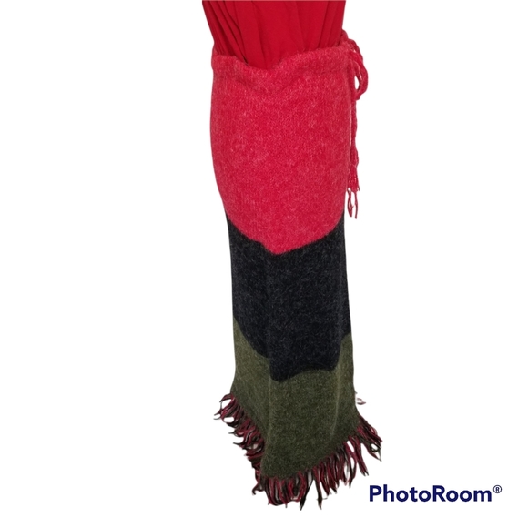 Perika Peruvian Trading Co Drawstring Color Block Skirt With Fringe. - Picture 2 of 8